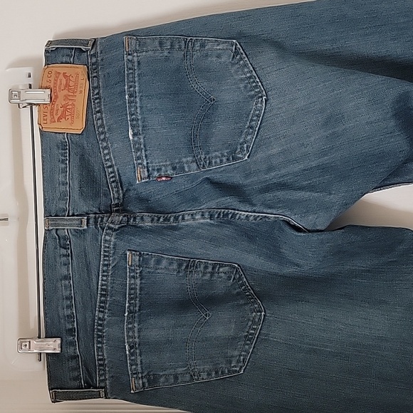 Levi's 559 Relaxed Fit Straight Leg Jeans, Size 33x32, Great Used Condition - Picture 4 of 14